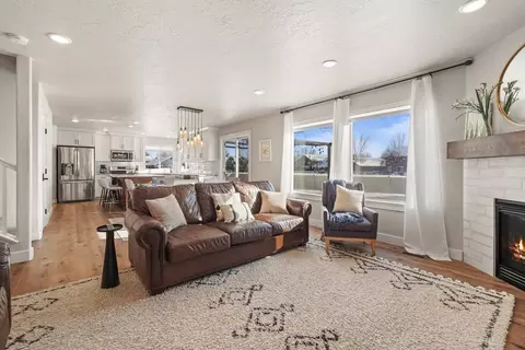 w tango creek dr, Meridian, ID 83646
