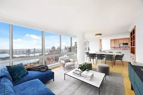Undisclosed, New York, NY 10128