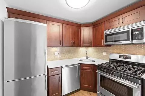 Undisclosed, New York, NY 10128