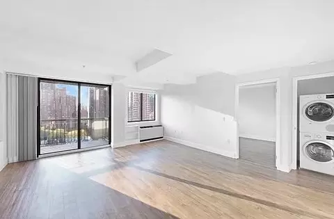 Undisclosed, New York, NY 10128