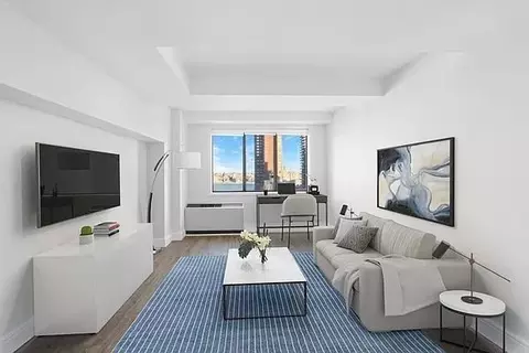 Undisclosed, New York, NY 10128
