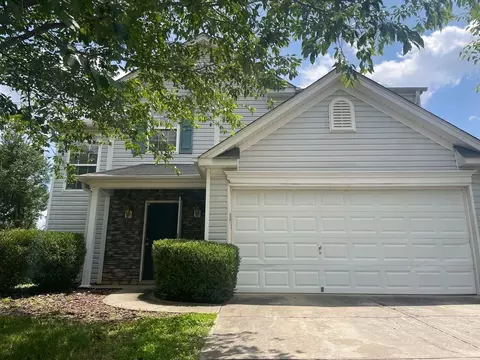 8841 Laurel Run Dr, Charlotte, NC 28269