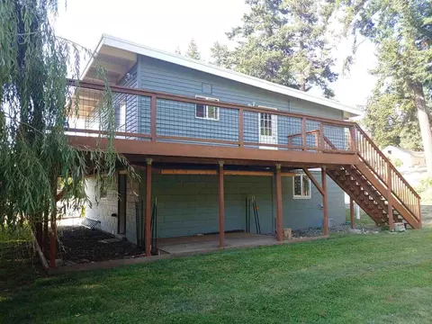 5798 Mutiny Bay Rd, Freeland, WA 98249