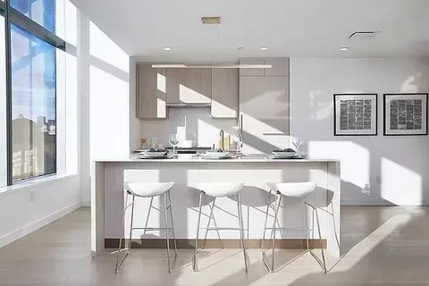 Undisclosed, New York, NY 11101