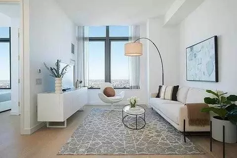 Undisclosed, New York, NY 11101