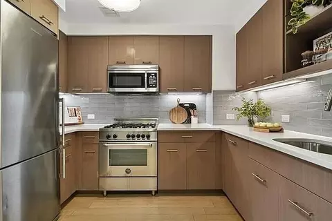 Undisclosed, New York, NY 10002