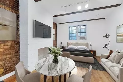 Undisclosed, New York, NY 10012