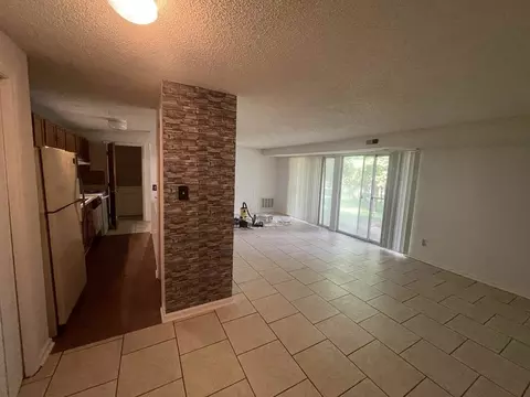 9501 Shannon Green Dr #A, Charlotte, NC 28213