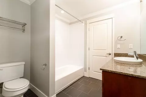 6000 24th Ave NW #403, Seattle, WA 98107