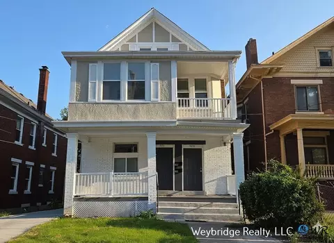 923 Rogers Pl, Cincinnati, OH 45206