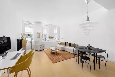 Undisclosed, New York, NY 10005