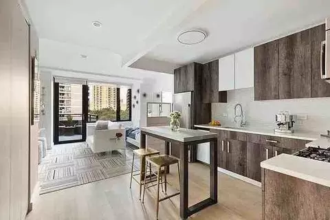 Undisclosed, New York, NY 10038