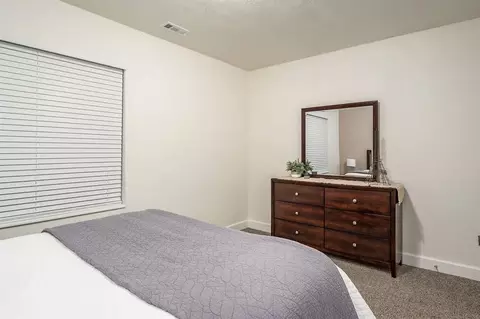 w 880 n, Orem, UT 84057 photo 24