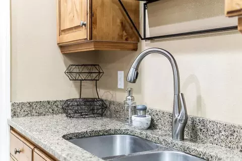 w 880 n, Orem, UT 84057 photo 26