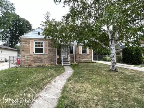 21728 Beechwood Ave, Eastpointe, MI 48021