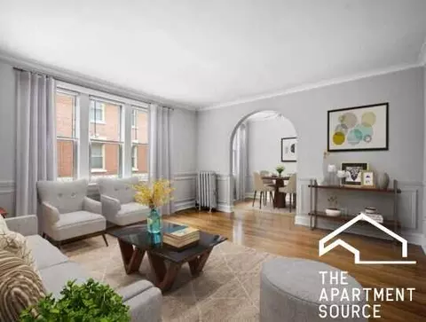 w surf st, Chicago, IL 60657