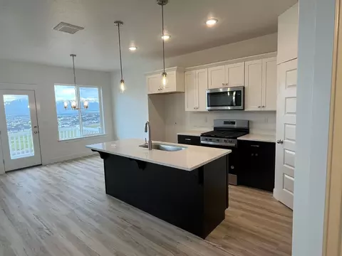 2676 N Blue Dawn Ln, Saratoga Springs, UT 84045
