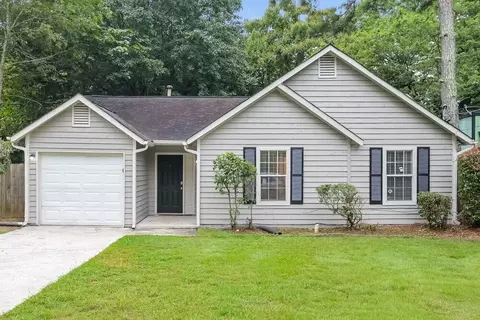 6052 Creekford Dr, Lithonia, GA 30058