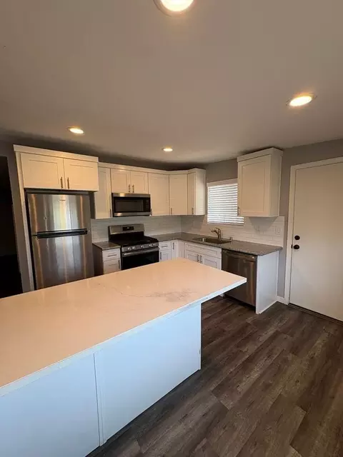 4477 Hilltop Dr, San Diego, CA 92102
