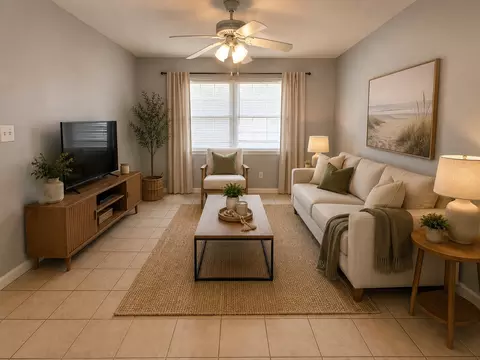 209 7th St S #1, Jacksonville Beach, FL 32250