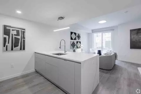 95 Anderson St, Hackensack, NJ 07601