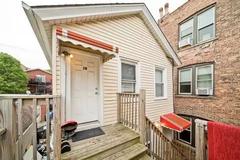 1431 W Flournoy St #2R, Chicago, IL 60607