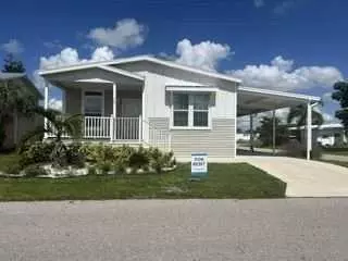 747 Pirates Rest Rd, North Fort Myers, FL 33917