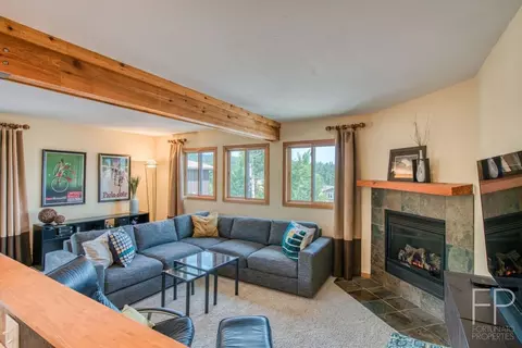 108 Salt Lick Cir #112, Silverthorne, CO 80498