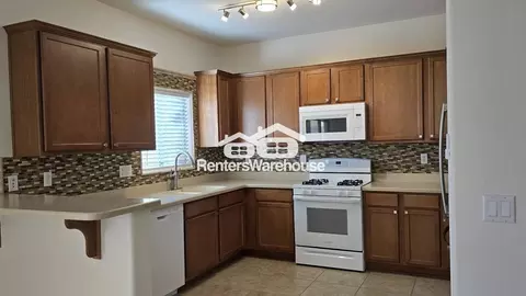 1126 E Mount Shibell Dr, Sahuarita, AZ 85629