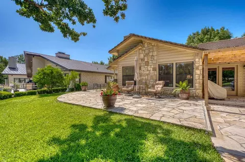 302 Fault Line Dr UNIT D, Horseshoe Bay, TX 78657