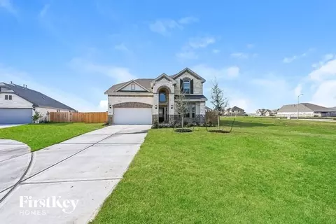 9611 Pleasant Way, Mont Belvieu, TX 77523