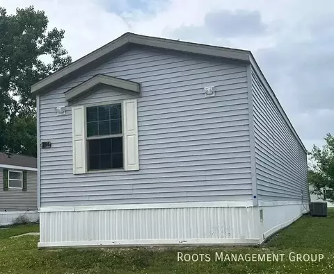 151 Maple Wood #151, Flint, MI 48504