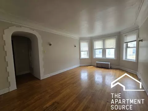 1800 W Farwell Ave #3B, Chicago, IL 60626