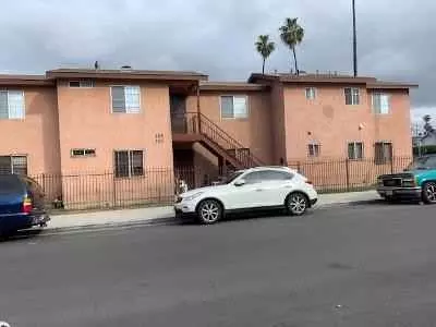 355 W 78th St #2, Los Angeles, CA 90003