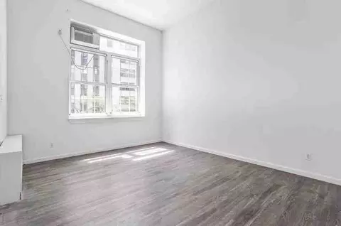 77 Fulton St, New York, NY 10038