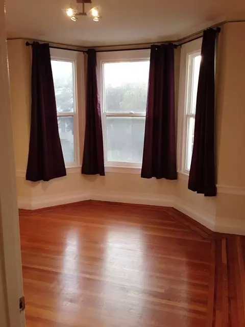 632 Masonic Ave # A, San Francisco, CA 94117