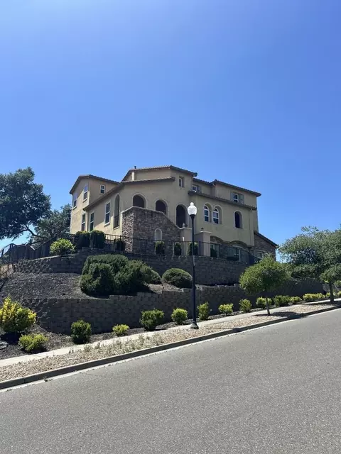 876 Bridle Ridge Dr #NA, Fairfield, CA 94534