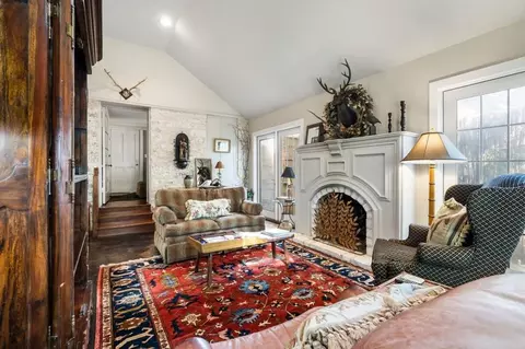 w creek st, Fredericksburg, TX 78624