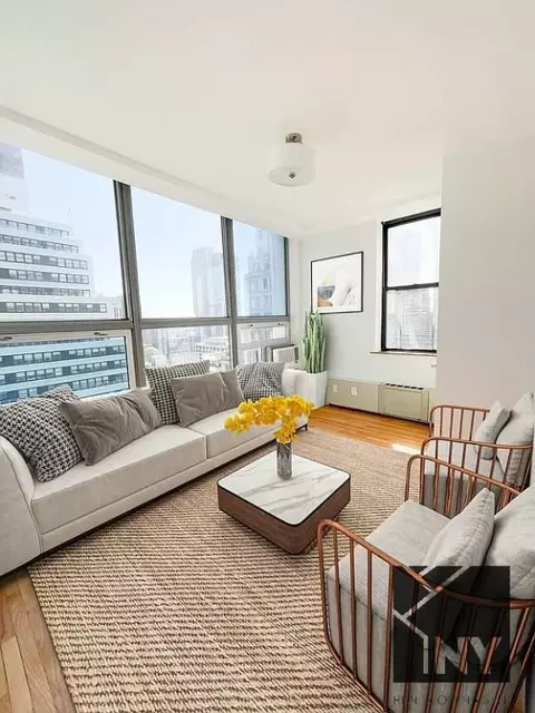 102 Fulton St #8B, New York, NY 10038