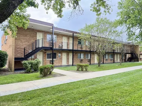 8500 Waukegan Rd #12, Morton Grove, IL 60053