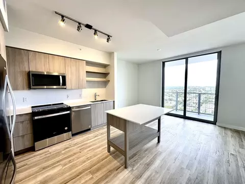 525 SW 4th Ave #S1, Miami, FL 33130