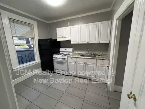 64 Hollis St #U7, Framingham, MA 01702
