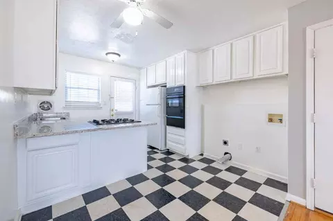 370 Peachtree Hills Avenue Ne - 26-second Floor #26, Atlanta, GA 30305