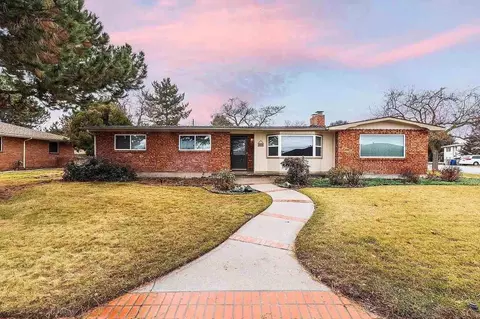 3411 W Hillcrest Dr, Boise, ID 83705