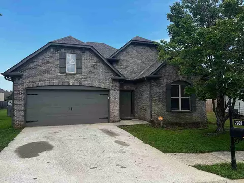 2208 Adkins Cir, Moody, AL 35004