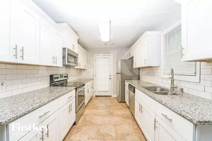 2690 Joyce Ave, Decatur, GA 30032 photo 4