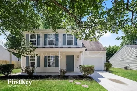 821 Blazingwood Dr, Greensboro, NC 27406