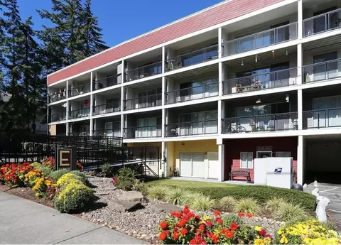 5821 200th St SW, Lynnwood, WA 98036