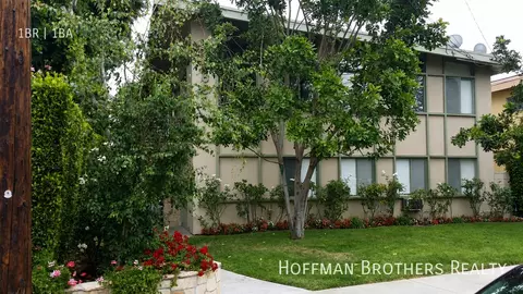 4860 Van Noord Ave #6, Sherman Oaks, CA 91423