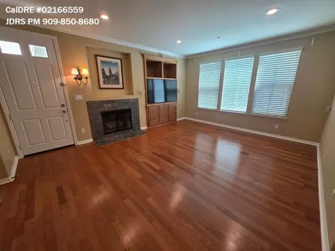 121 Roadrunner, Irvine, CA 92603 photo 6